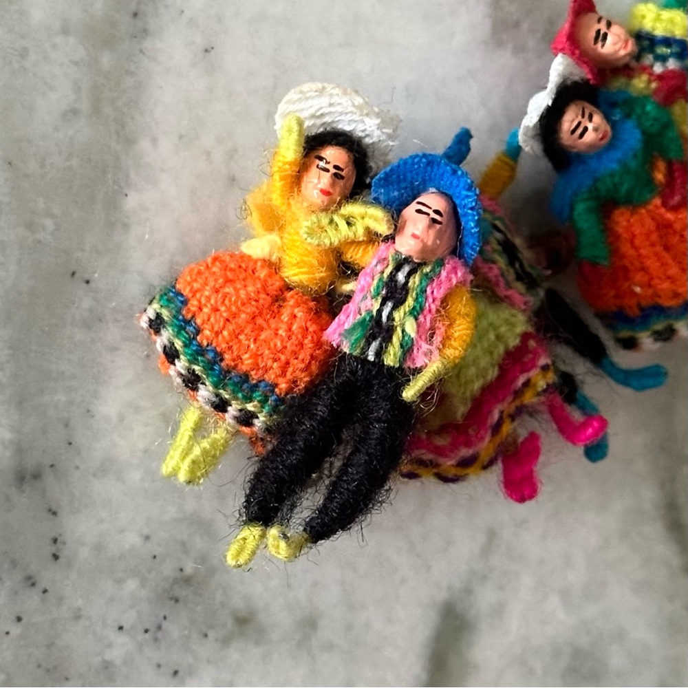 Handmade Vintage Mexico Souvenir Dancing Couple Lapel Pins - Brooch Set of 3 - Picture 13 of 13